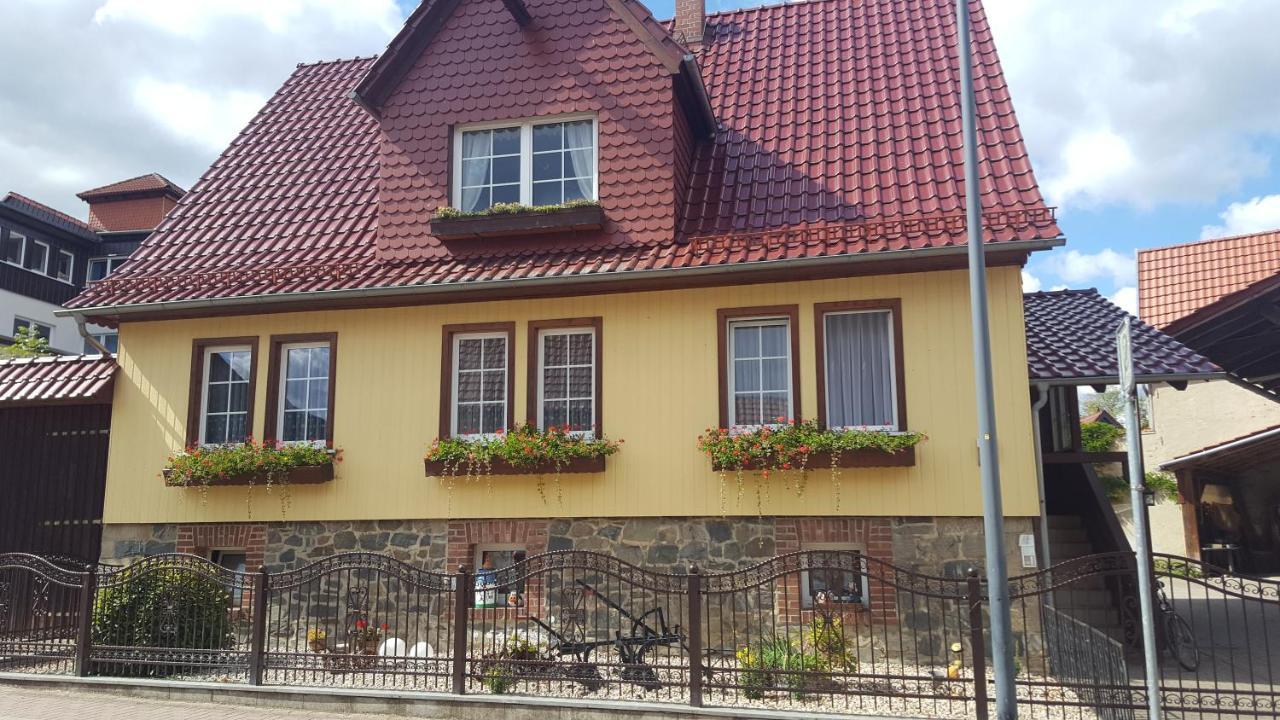 Harzer Bauernhof Apartamento Thale Exterior foto